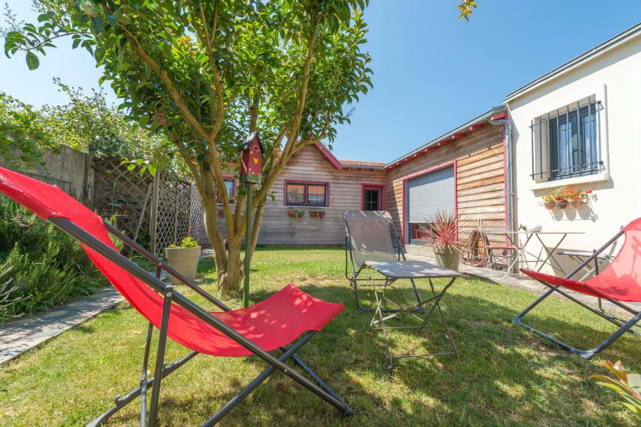 L'Escale Marine - Couette Et Cafe Bed & Breakfast La Rochelle  Exterior photo